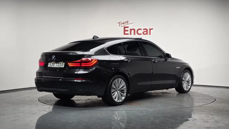 BMW 5-Series Gran Turismo