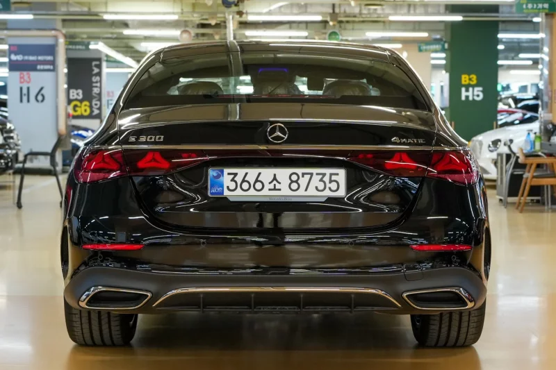 Mercedes-Benz E-Class