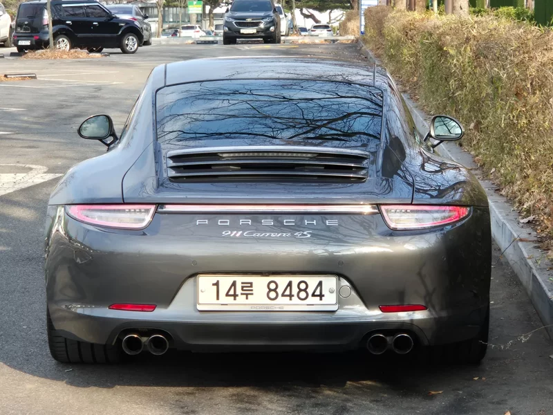 Porsche 911