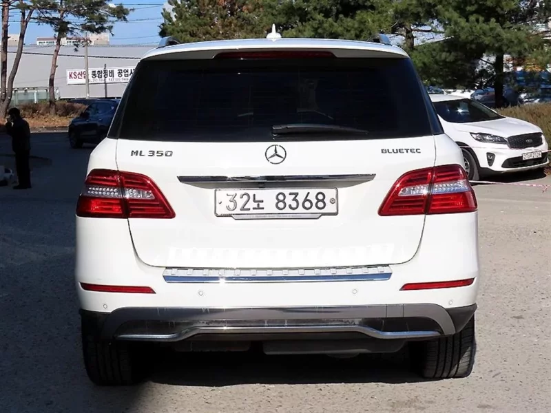 Mercedes-Benz M-class