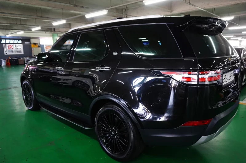 Land Rover DISCOVERY