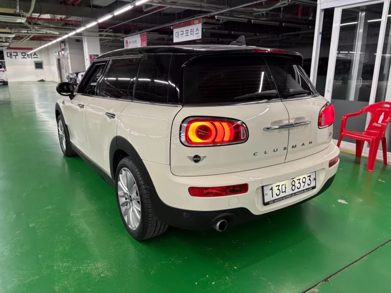 MINI Clubman