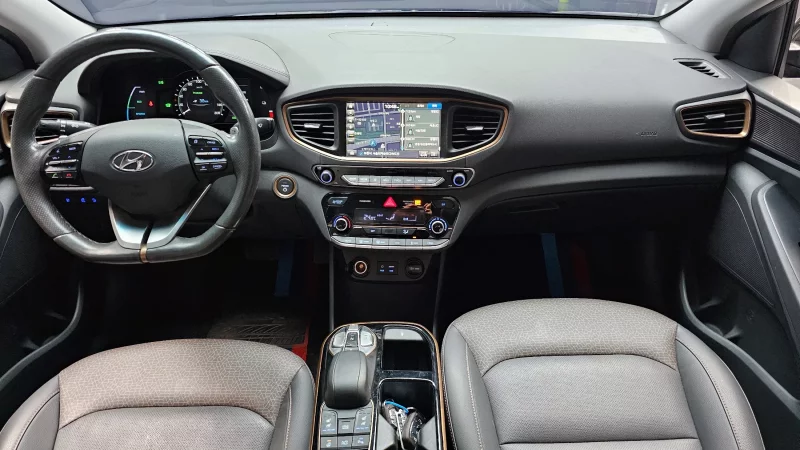 Hyundai Ioniq