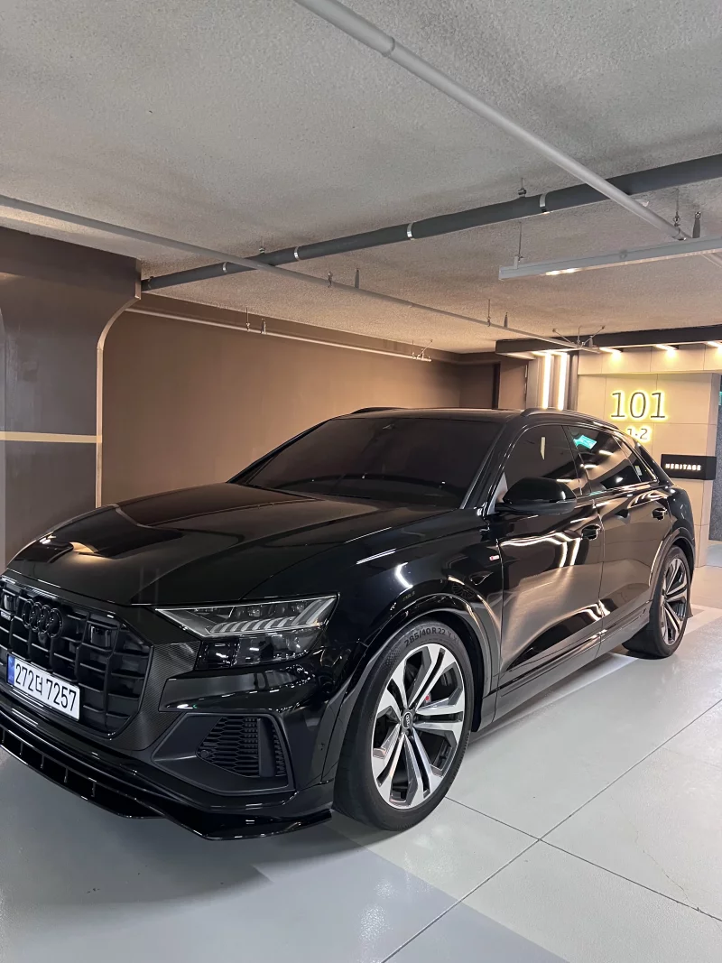 Audi Q8
