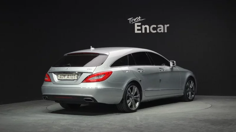 Mercedes-Benz CLS-Class
