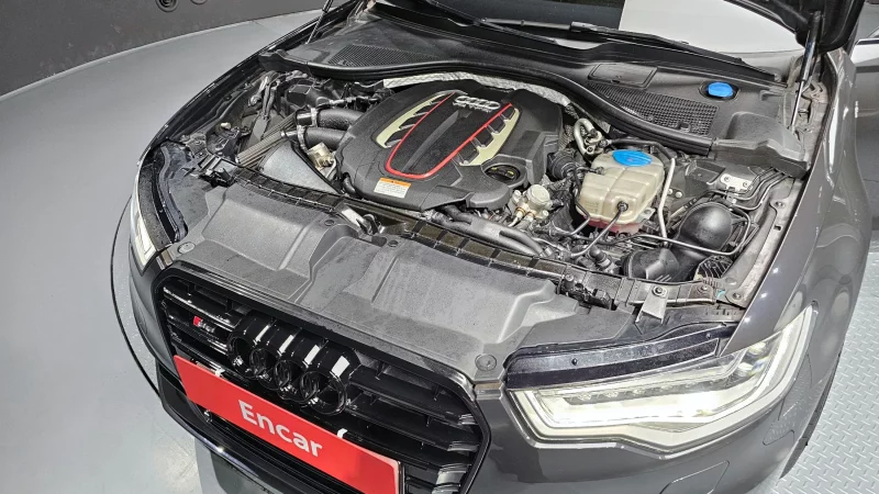 Audi S6