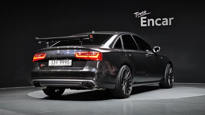 Audi S6