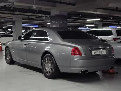 Rolls-Royce GHOST