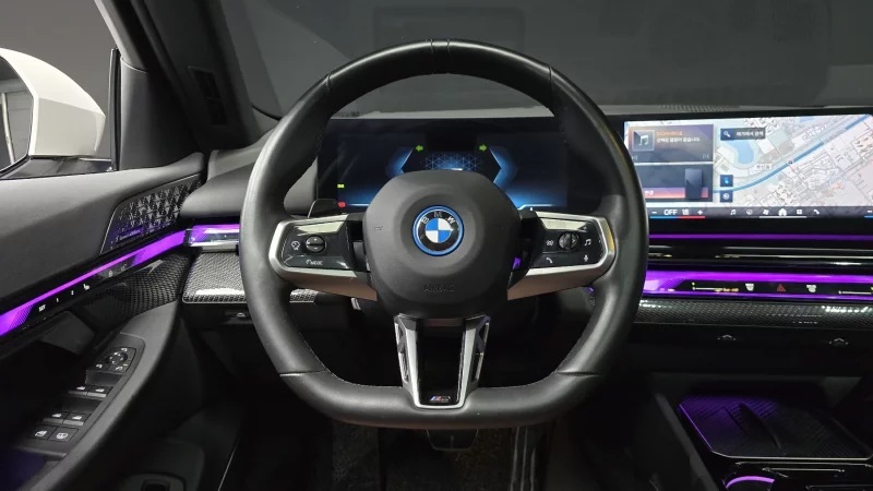 BMW i5