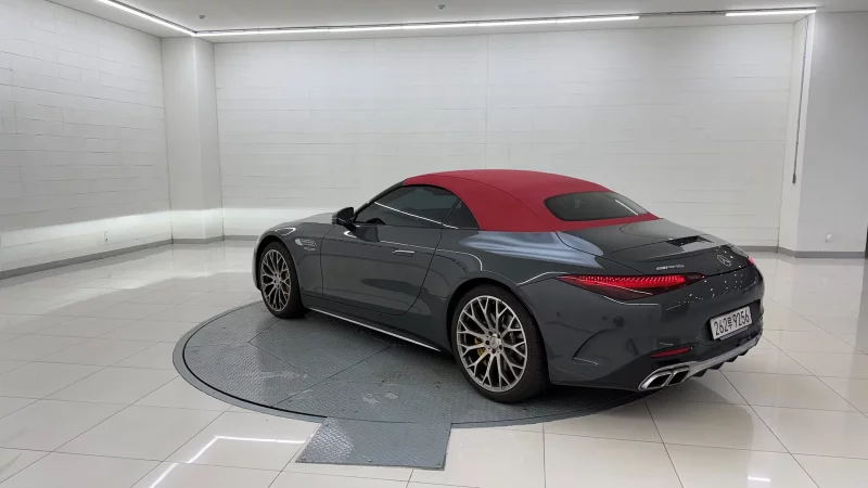 Mercedes-Benz SL-Class