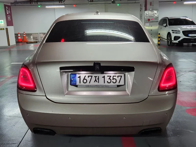 Rolls-Royce GHOST