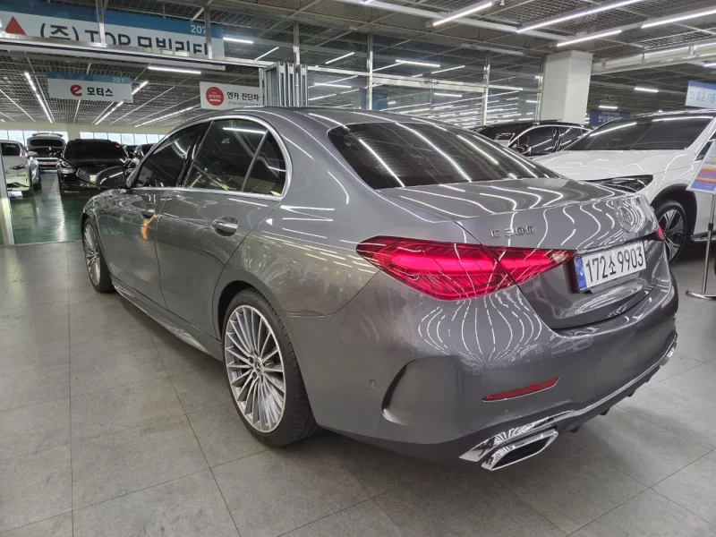 Mercedes-Benz C-Class