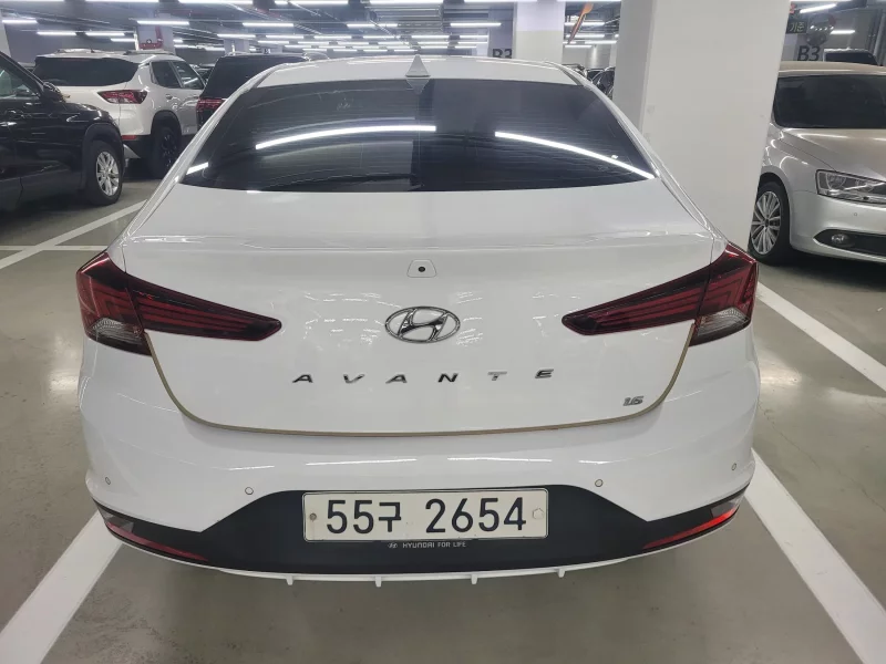 Hyundai AVANTE