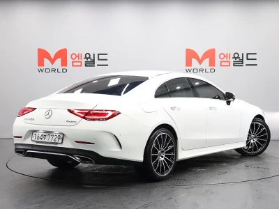 Mercedes-Benz CLS-Class