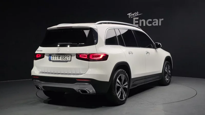 Mercedes-Benz GLB-Class