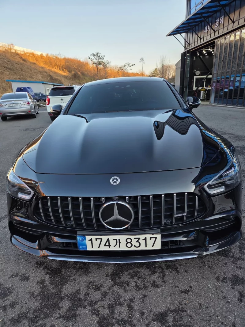 Mercedes-Benz AMG GT