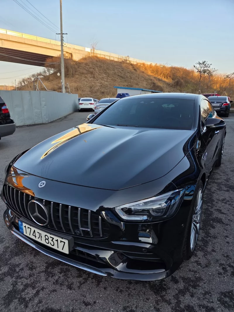 Mercedes-Benz AMG GT
