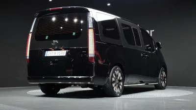 Hyundai Staria
