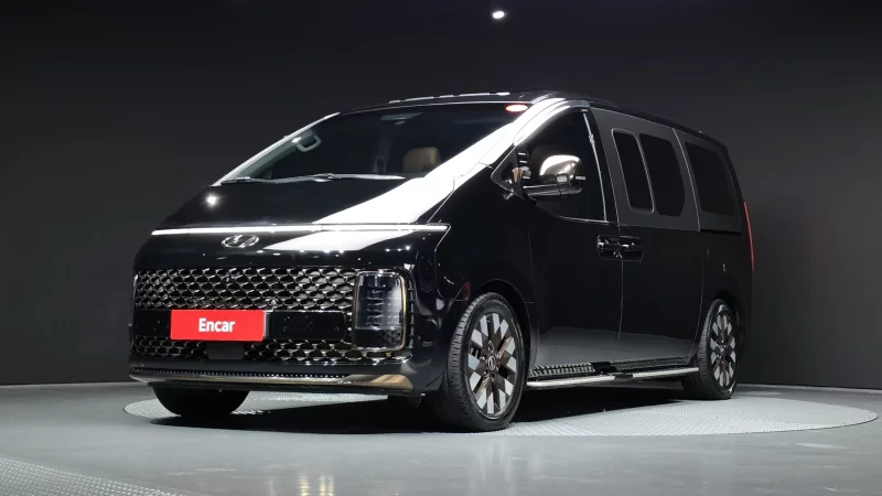 Hyundai Staria