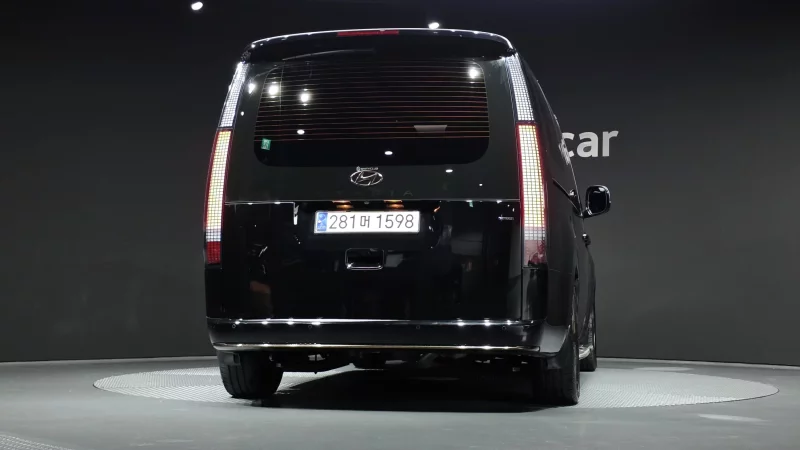 Hyundai Staria