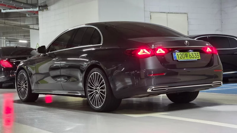 Mercedes-Benz E-Class