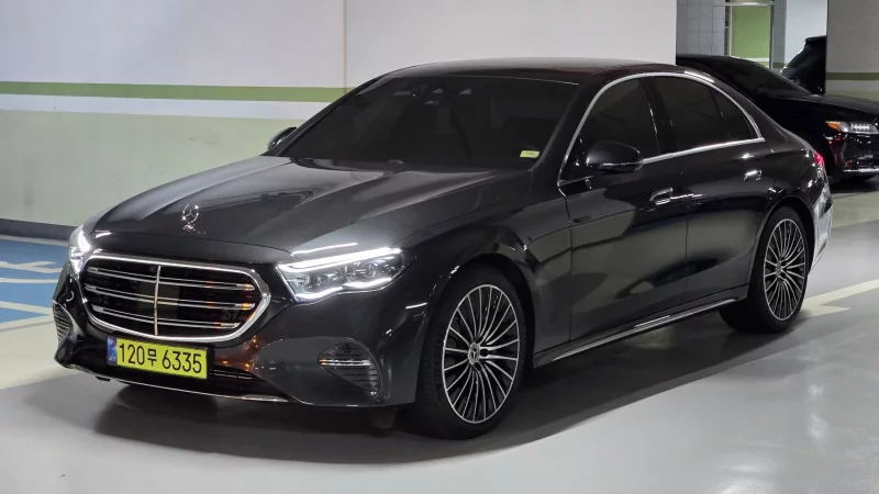 Mercedes-Benz E-Class