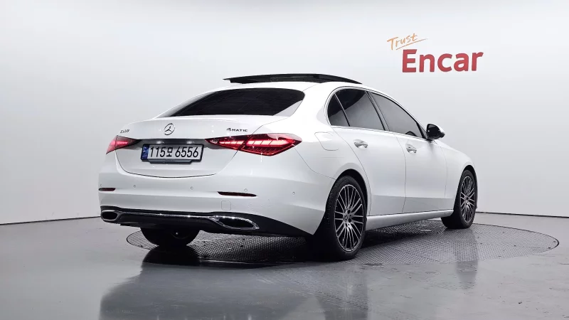 Mercedes-Benz C-Class