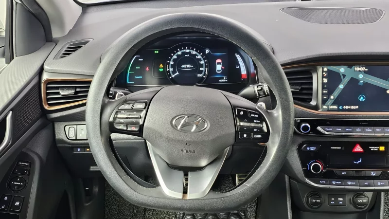 Hyundai Ioniq