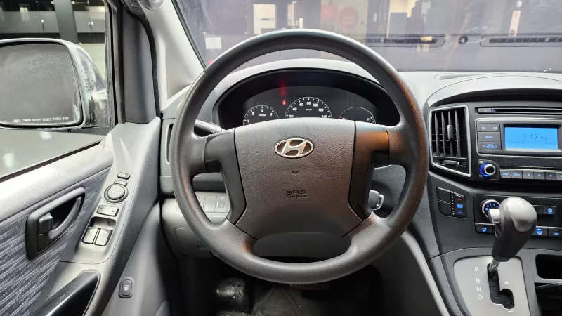 Hyundai Grand Starex