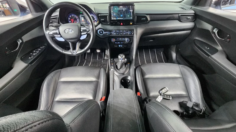Hyundai Veloster