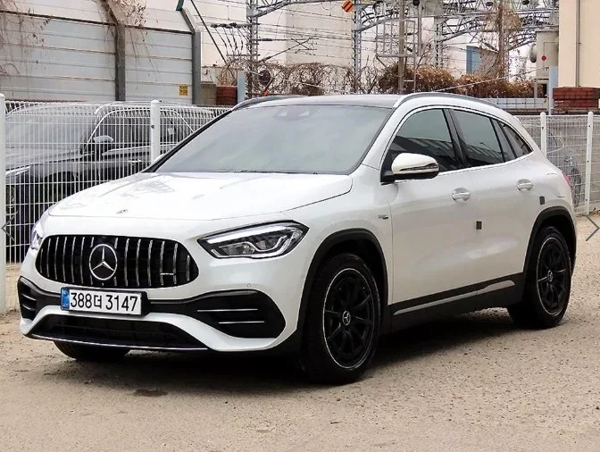 Mercedes-Benz GLA-Class