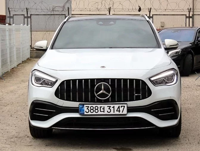 Mercedes-Benz GLA-Class