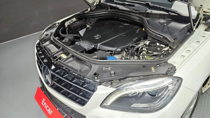 Mercedes-Benz M-class