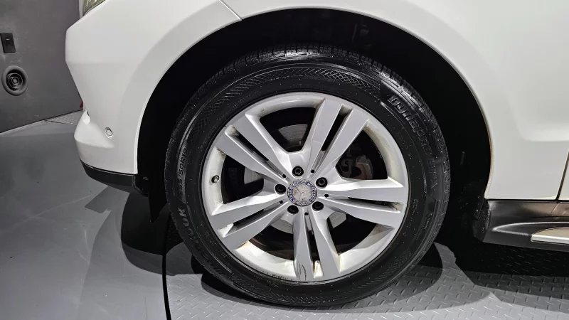 Mercedes-Benz M-class