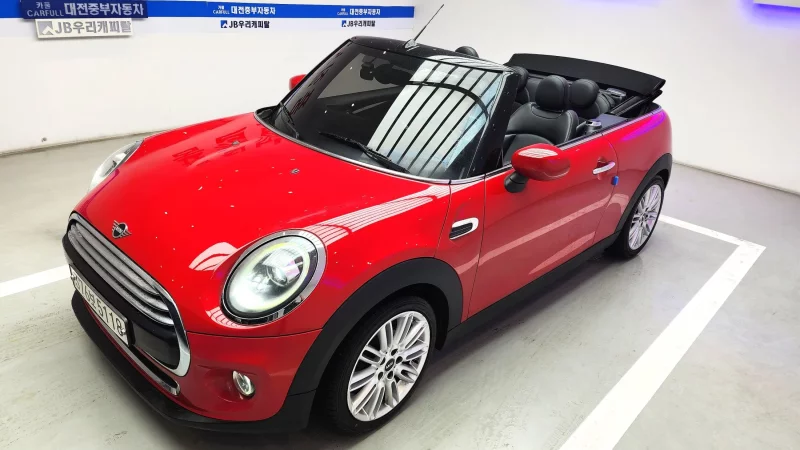 MINI Cooper Convertible