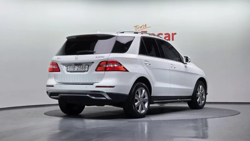 Mercedes-Benz M-class