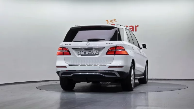 Mercedes-Benz M-class