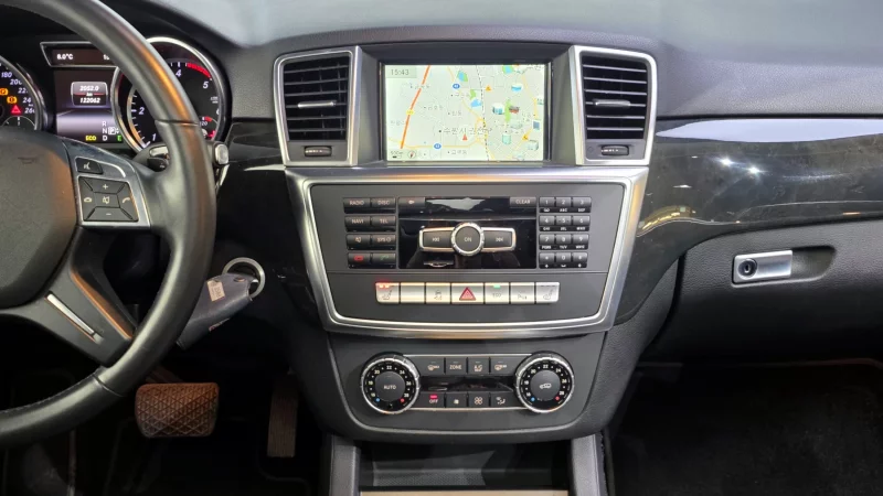 Mercedes-Benz M-class