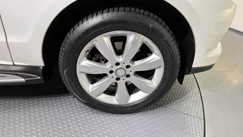 Mercedes-Benz M-class