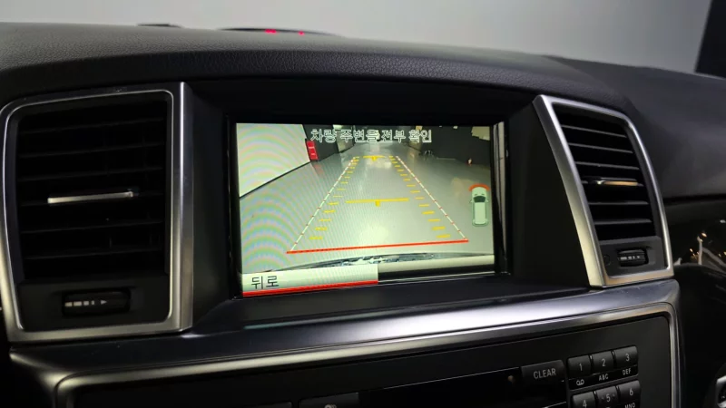 Mercedes-Benz M-class