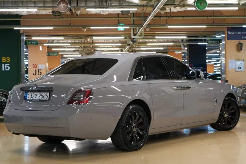 Rolls-Royce GHOST