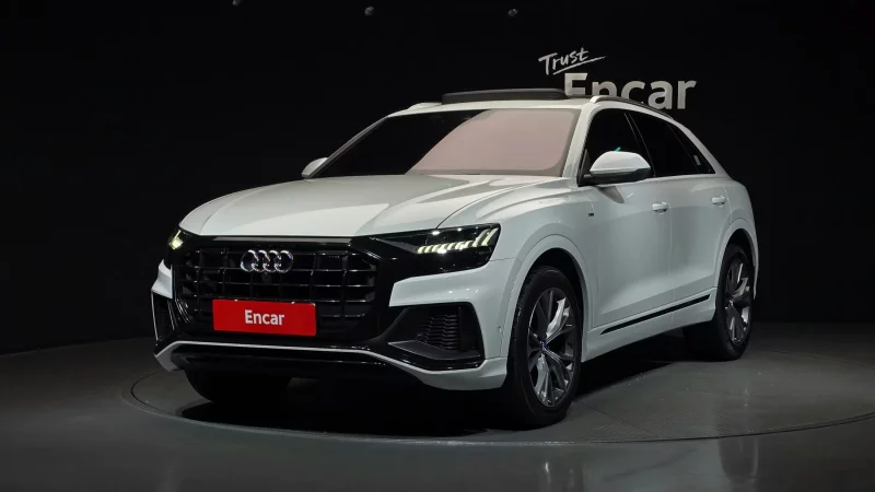 Audi Q8