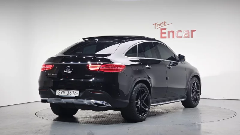 Mercedes-Benz GLE-Class