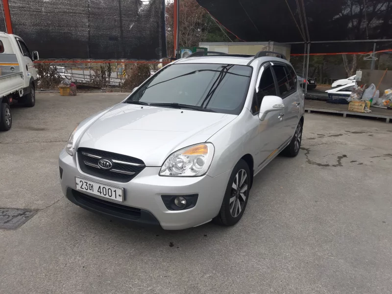 Kia Carens