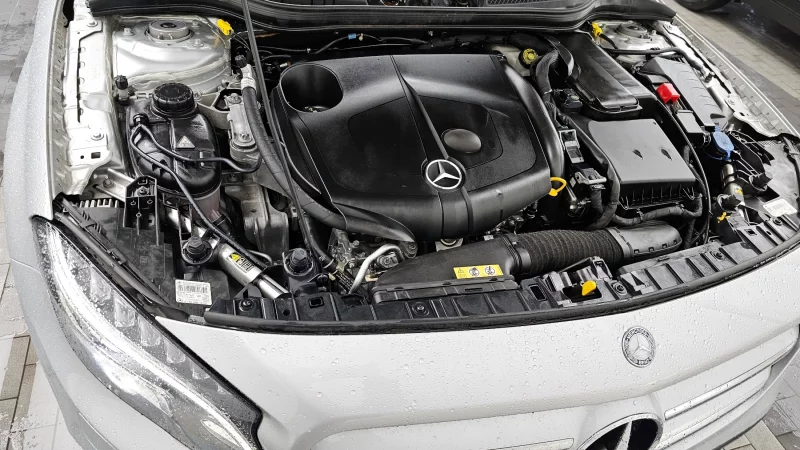 Mercedes-Benz GLA-Class