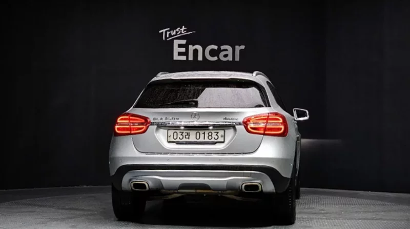 Mercedes-Benz GLA-Class