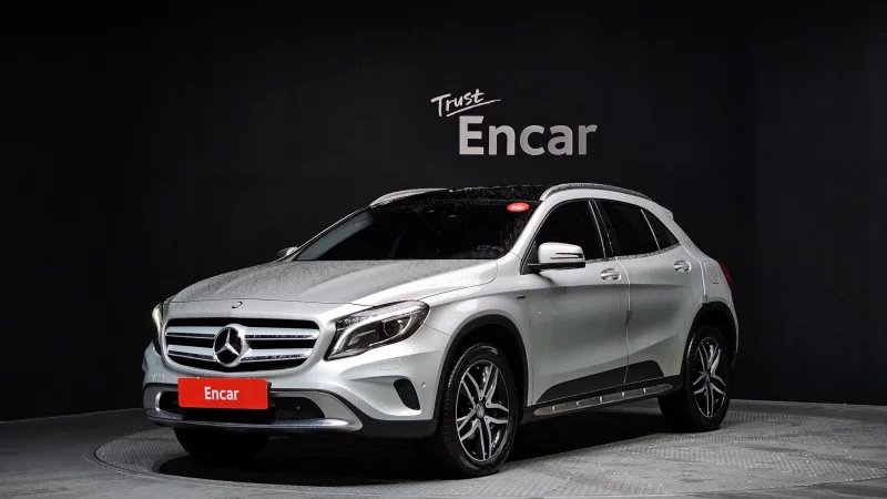 Mercedes-Benz GLA-Class