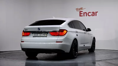 BMW 5-Series Gran Turismo