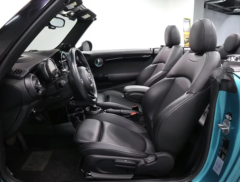 MINI Cooper Convertible