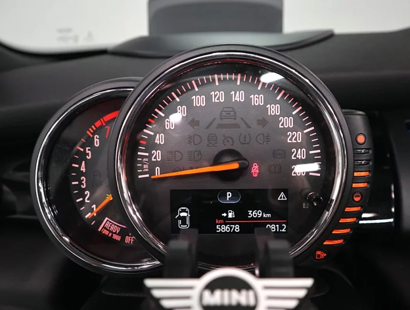 MINI Cooper Convertible